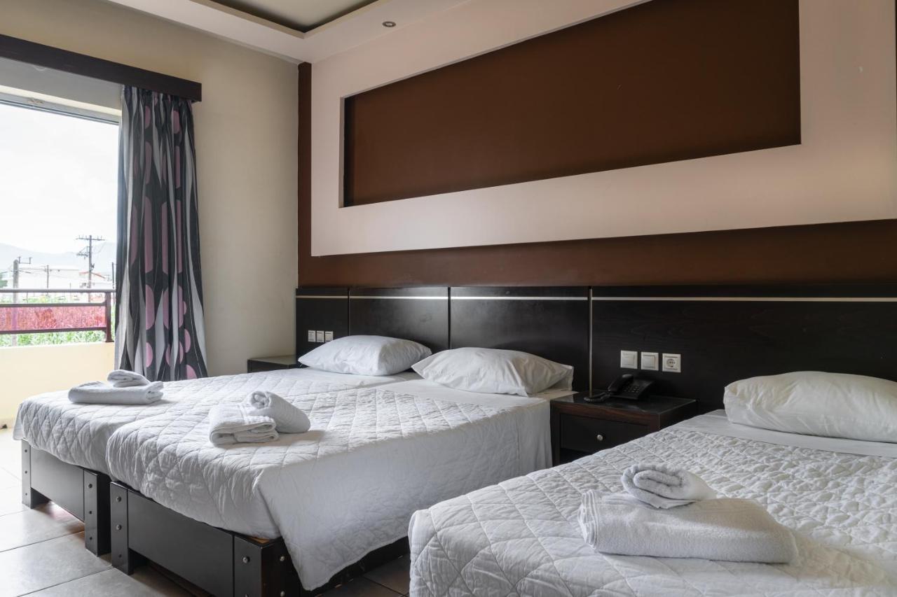 Canadian Hotel ลากานาส ภายนอก รูปภาพ